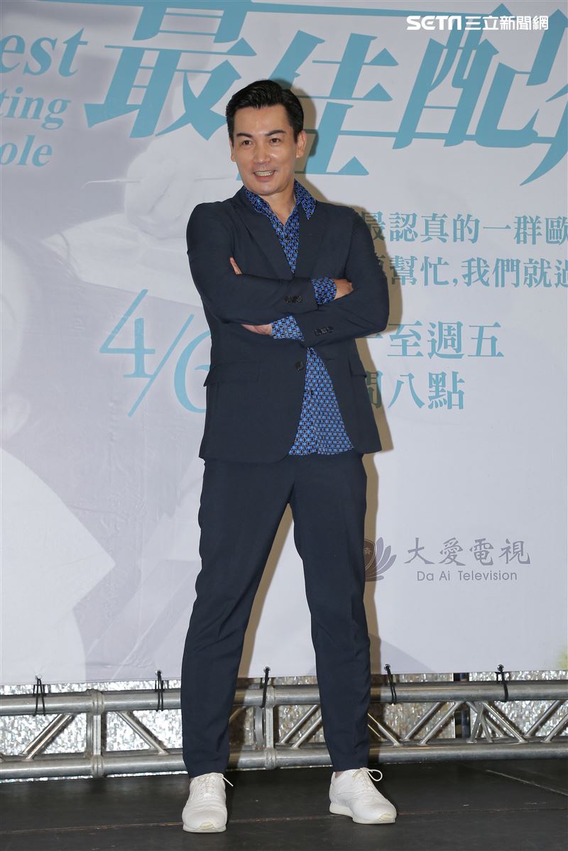 游安順、郭昱晴、潘奕如、雷洪、伊正、張翰出席《最佳配角》新戲記者會。（圖／記者楊澍攝影）