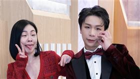 派翠克遇到奇怪粉絲的私訊，小S（圖左）聽完笑翻。（圖／翻攝派翠克臉書）