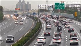 國一彰化南下路段塞車，清明連假首日。（圖／翻攝畫面）