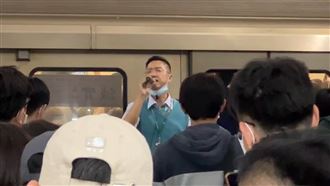 超會唱站長又發功　等車歌迷耳朵懷孕
