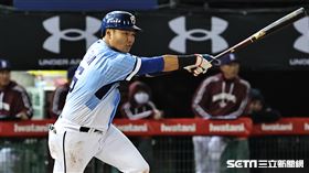 ▲樂天桃猿主場開幕戰，富邦悍將一壘手范國宸。（圖／記者劉彥池攝影）