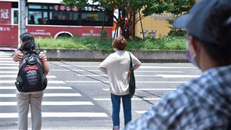下週二鋒面快閃　北、東部短暫雨轉涼