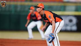 ▲林益全轉隊例行賽首戰，擔任第5棒一壘手。（資料圖／翻攝自統一獅臉書）