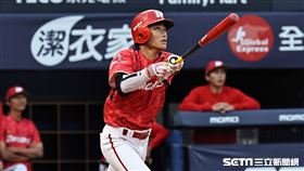 ▲富邦悍將主場開幕戰，味全龍外野手郭天信。（圖／記者劉彥池攝影）