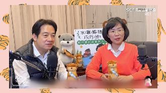 賴清德錄童書　「甩偶包」形象更親民