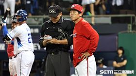 ▲富邦悍將主場開幕戰，味全龍總教練葉君璋。（圖／記者劉彥池攝影）