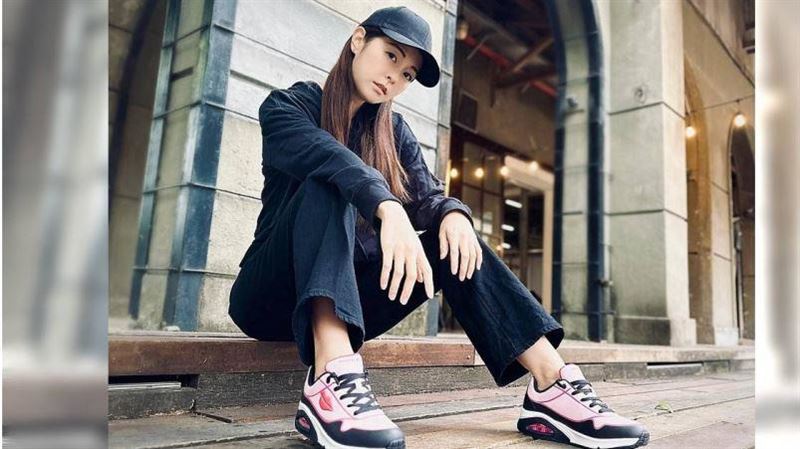 Selina懷孕　妹任容萱親熱男友全被拍