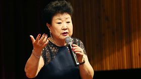 南韓歌壇天后玄美今傳出臥倒家中不治。（圖／翻攝自推特）