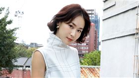 鍾瑶三立新聞網專訪。（記者邱榮吉/攝影）