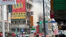 新北新店鬍鬚張滷肉飯失火。（圖／取自臉書「我們是新店人!! 好山好水，就是愛新店」）