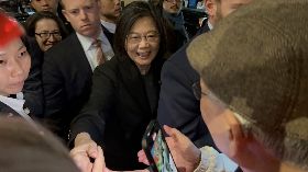 蔡總統抵達洛杉磯