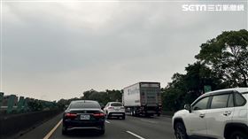 圖／記者陳弋攝，國道塞車