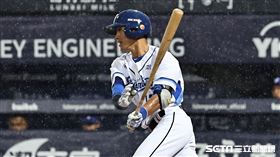 ▲富邦悍將主場開幕戰第3戰，三壘手李宗賢。（圖／記者劉彥池攝影）