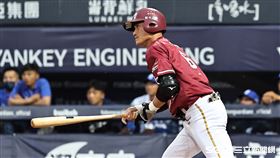 ▲富邦悍將主場開幕戰第3戰，樂天桃猿三壘手林承飛。（圖／記者劉彥池攝影）