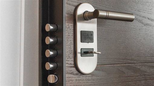 高雄情侶租屋1死1危！少女體內驗出這成分