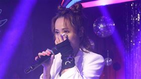 安苡葳同志夜店熱唱 WINK1號店 提供