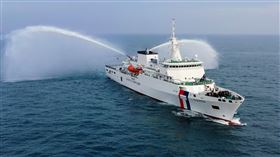 陸海巡06號轉活躍　海巡新竹艦監控護主權（圖／海巡署提供）