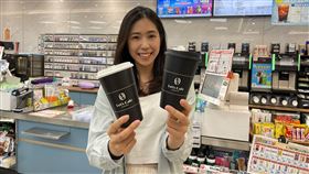 全盈+PAY限定，Let’ s Café特濃拿鐵買一送一。（圖／超商業者提供）