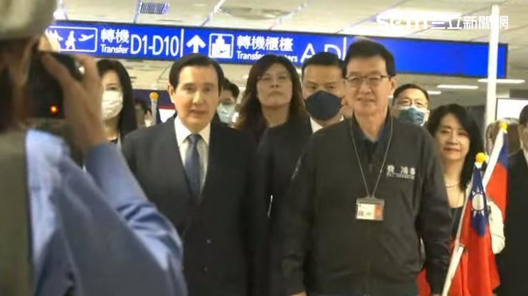 國門「芯費大戰」！費緊黏馬英九芯這樣說