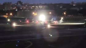 快訊／蔡英文晚間抵台！空軍出動4架F-16戰機　迎接總統回國，圖翻攝畫面