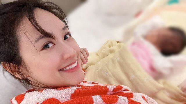 Sandy產後2周突曬娃　曝新手媽心境引共鳴