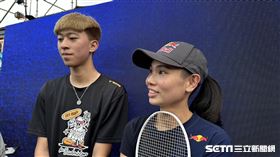 台灣女單一姊戴資穎、世青賽冠軍郭冠麟受訪。（圖／記者蔡厚瑄攝影）