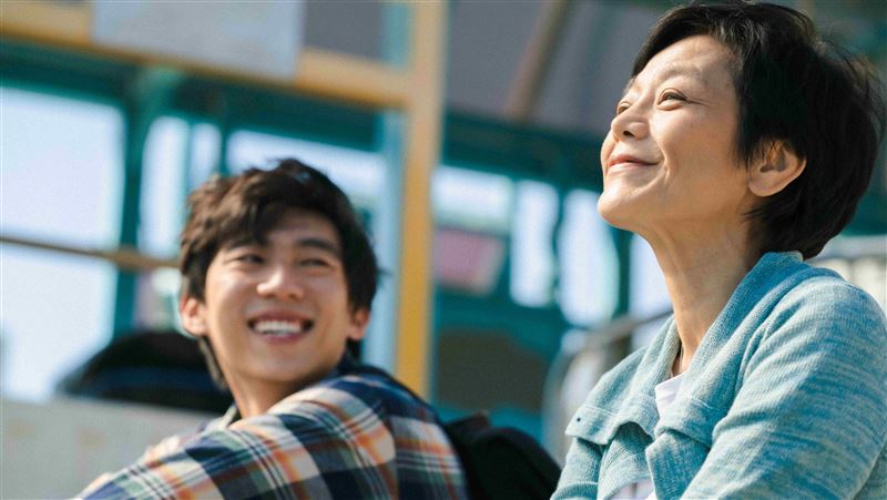張艾嘉與鮮肉擦出火花　告五人助陣新片