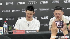 高雄鋼鐵人林書豪出席賽後記者會。（圖／記者蔡厚瑄攝影）