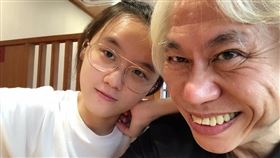 「爺孫戀」音樂人李坤城爆出死訊（圖／翻攝自林靖恩臉書）