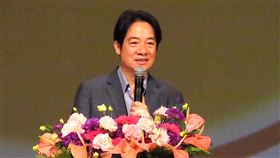 賴副總統感謝一貫道推廣孝道、公益及環保「2023新竹地區發揚傳統文化推廣百孝經暨中華孝親日及環保公益宣導活動」9日在新竹市舉行，副總統賴清德（圖）出席致詞表示，要代表總統蔡英文感謝全國一貫道道親在各地推廣孝道、公益及環境保護，對台灣社會的民心安定有很大貢獻。中央社記者魯鋼駿攝  112年4月9日