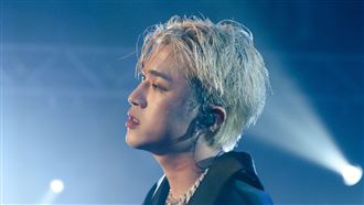 U:NUS吳昱廷哽咽了　首唱創作曲嗨到脫衣