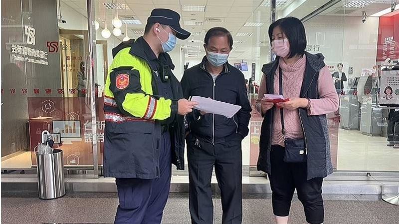 ATM領6000開跑　蘆洲警加強提款機巡邏