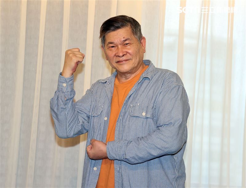 澎恰恰出席公益活動重新解釋債務近況。記者邱榮吉/攝影）