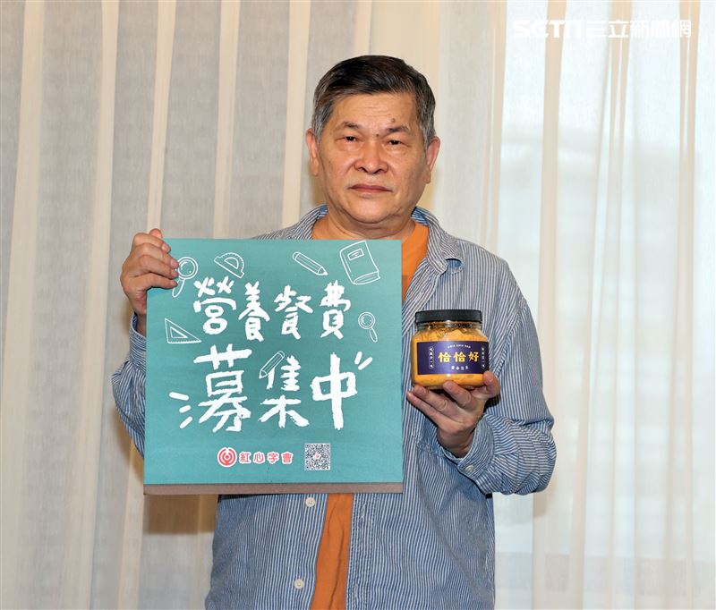 澎恰恰出席公益活動重新解釋債務近況。記者邱榮吉/攝影）