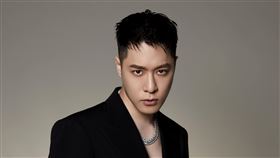 周湯豪（圖／環球音樂提供）