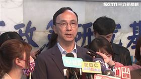 朱立倫、連勝出席文財團法人國家政策研究基金會與孫運璿學人有約客廳會第3場前受訪