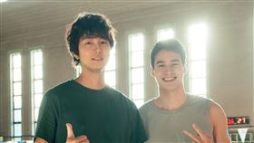 許書豪,林敬倫（圖／華納音樂提供）