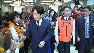 獨／助攻賴清德2024！綠委掛看板相挺