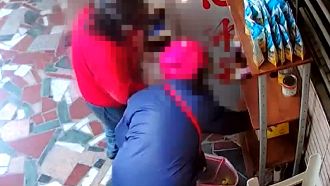 兩天一次！2婦掃光愛心物資　誇張畫面曝