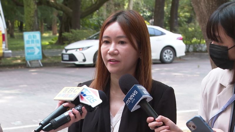 替王世堅掃街遭誣「小三」陳怡君怒喊告！