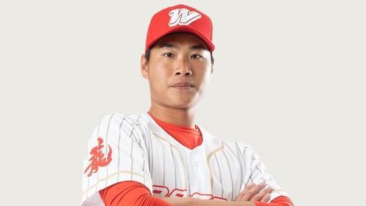 能先發又能後援　味全龍正式簽下右投李超