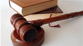 桃園一名女子涉嫌傷害致死、遺棄屍體，法院原判她12年有期徒刑，但因無直接證據，改判刑2年。（示意圖／翻攝PIXABAY）