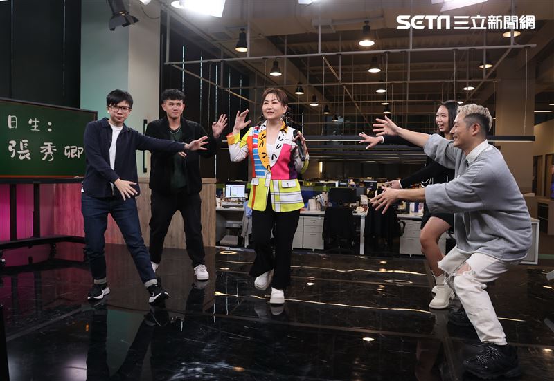 張秀卿小記者大明星。（記者邱榮吉/攝影）