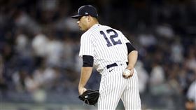 ▲洋基游擊手凱納法利法（Isiah Kiner-Falefa）獻出投球處女秀。（圖／美聯社／達志影像）