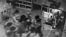 幼兒園,人肉拖把,虐童,桃園（圖／翻攝自《黃瓊慧 桃園觀察日記》）