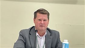 拜登稱願協防台灣  薛瑞福：說出自己想法美國總統拜登日前再度表態願意協防台灣。前美國國防部印太助理部長薛瑞福20日參加研討會指出，在4次之後，很難說他不是這麼想，「有時總統會說出自己想法，不管幕僚多想收回」。中央社記者江今葉華盛頓攝  111年9月21日