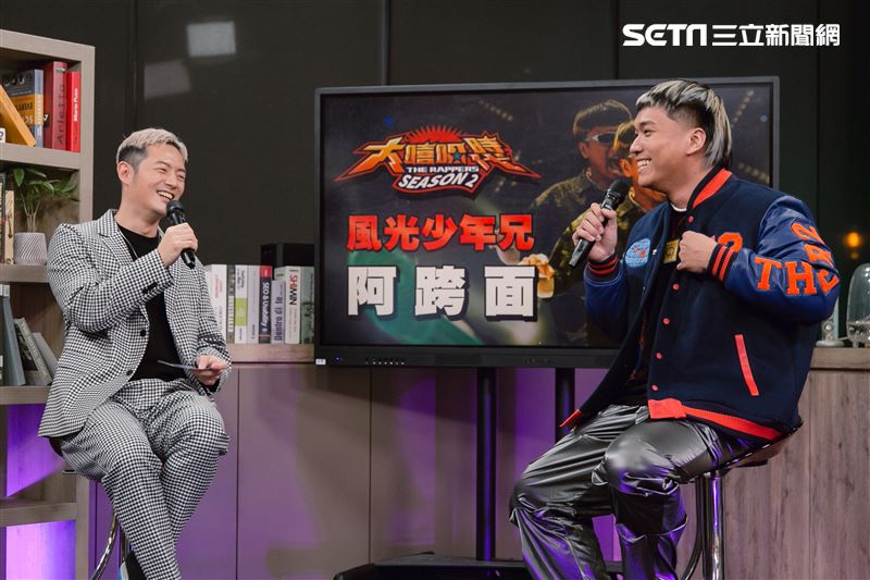 小記者大明星阿跨面三立新聞網專訪。 （圖／記者楊澍攝影）