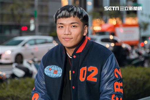 小記者大明星阿跨面三立新聞網專訪。 （圖／記者楊澍攝影）