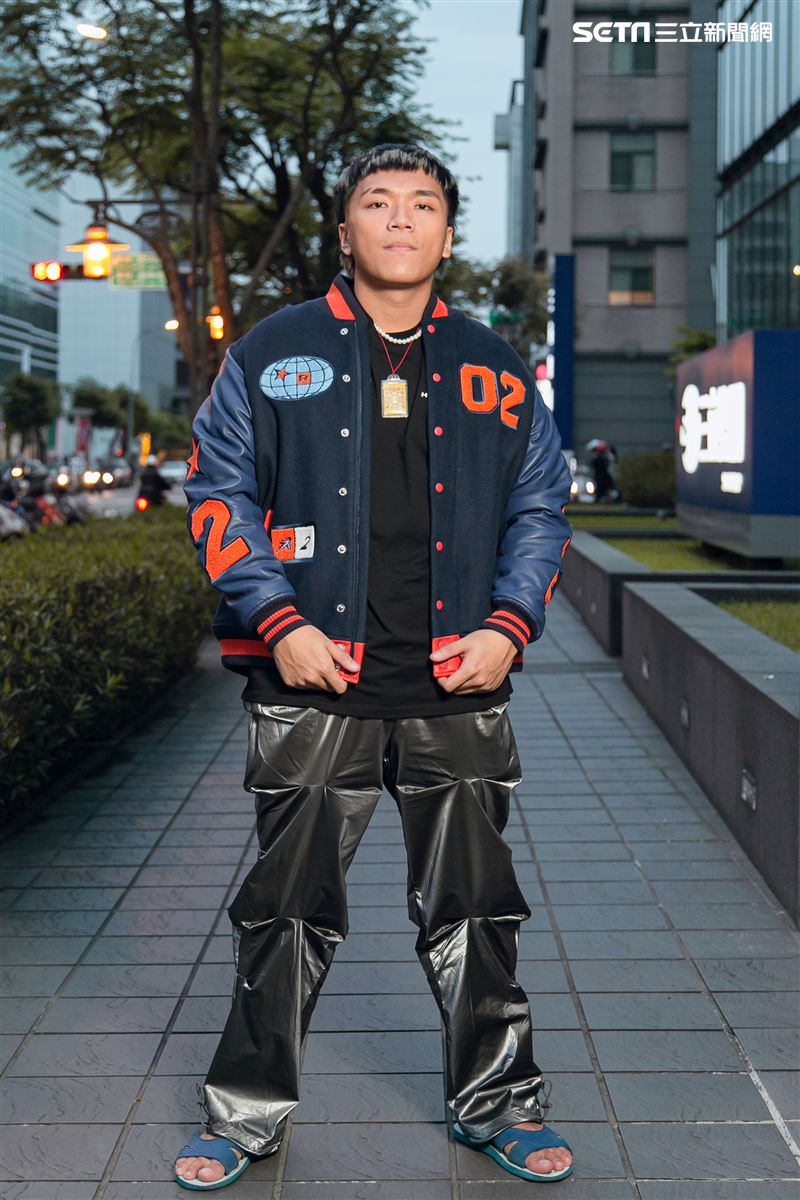 小記者大明星阿跨面三立新聞網專訪。 （圖／記者楊澍攝影）