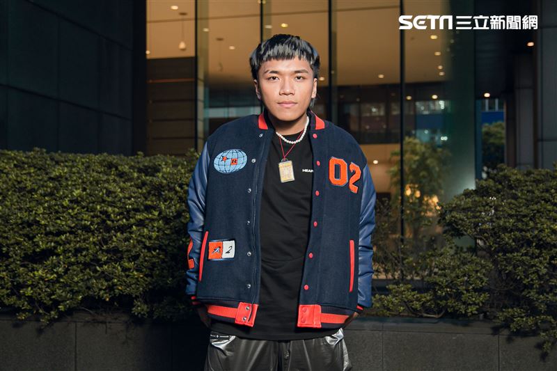 小記者大明星阿跨面三立新聞網專訪。 （圖／記者楊澍攝影）